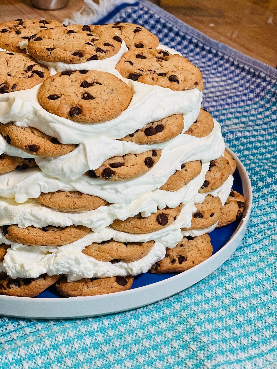 Milk & Cookies Cake