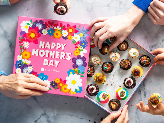 What’s Inside: Baked by Melissa’s Mother’s Day Box