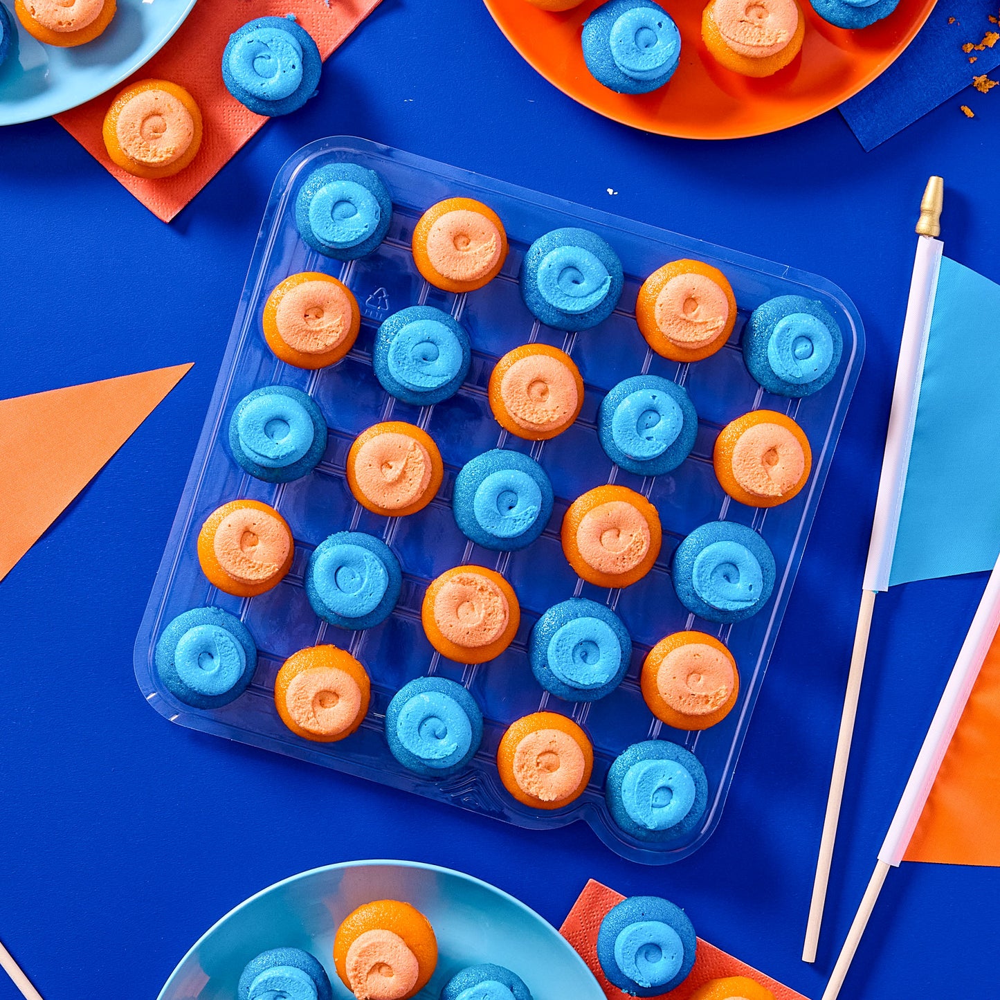 School Pride 25-Pack Cupcakes