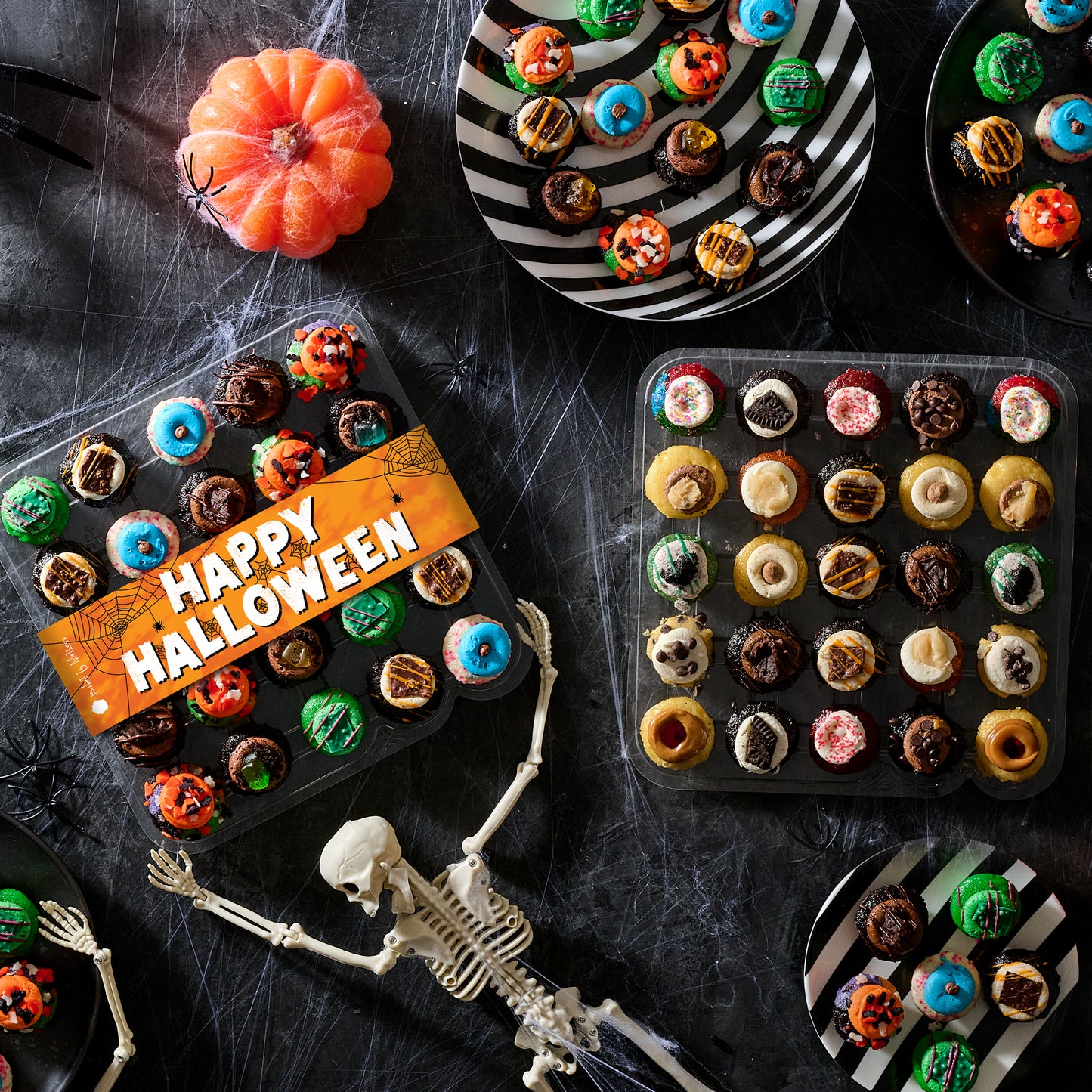 Hocus Pocus Cupcakes 50-Pack