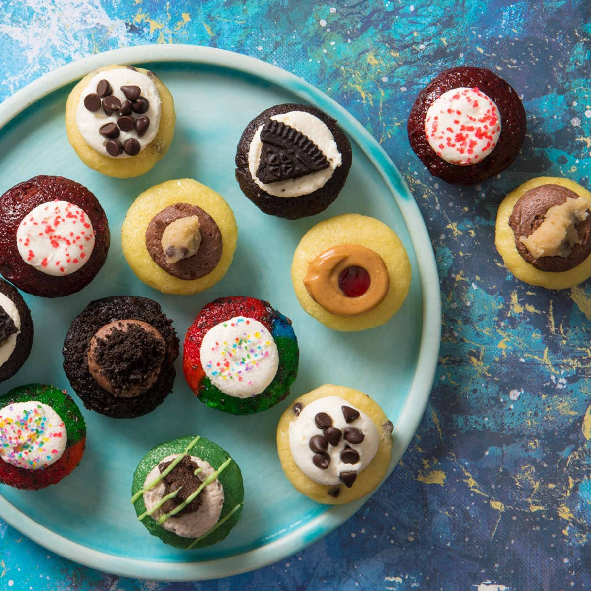 Happy Birthday Cupcakes & Card 50-Pack