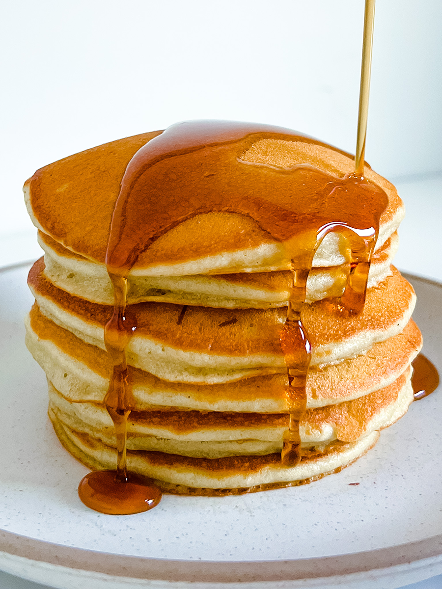 One-Pot Yogurt Pancakes