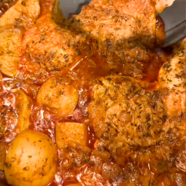 Easiest One-Pot Chicken