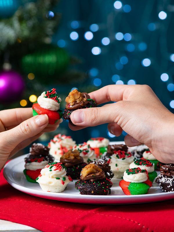 Our Favorite Festive, Holiday-Inspired Cupcake Pairings
