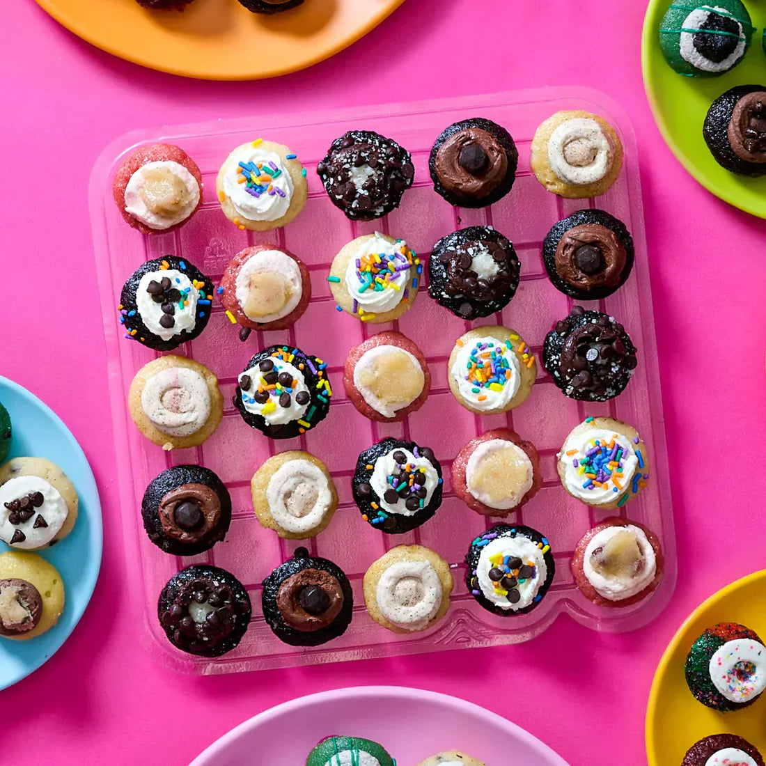 The Sweetest Gift: Why Bite-Size Cupcakes Are the Perfect Treat to Send Nationwide
