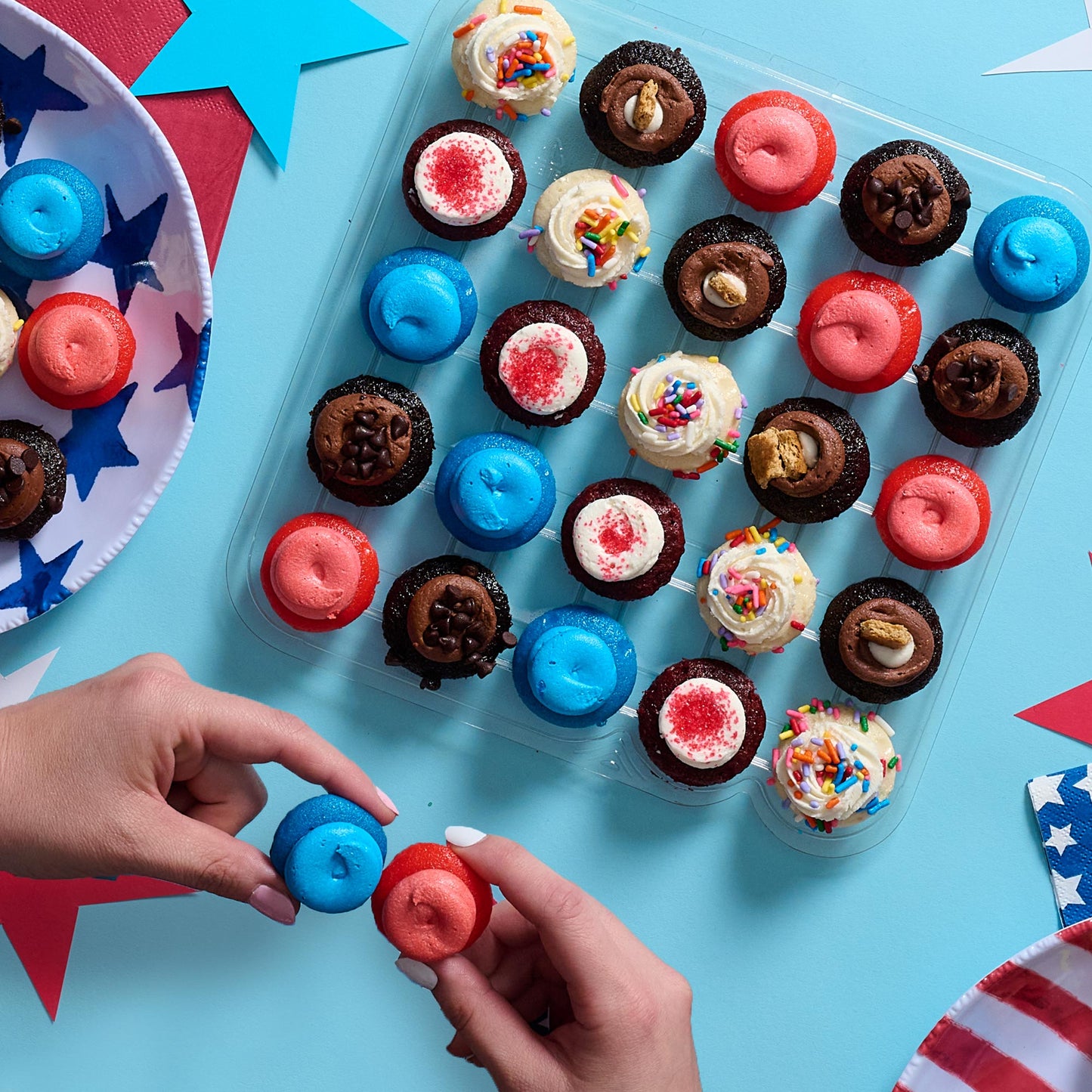 S'mores & Stripes Cupcakes