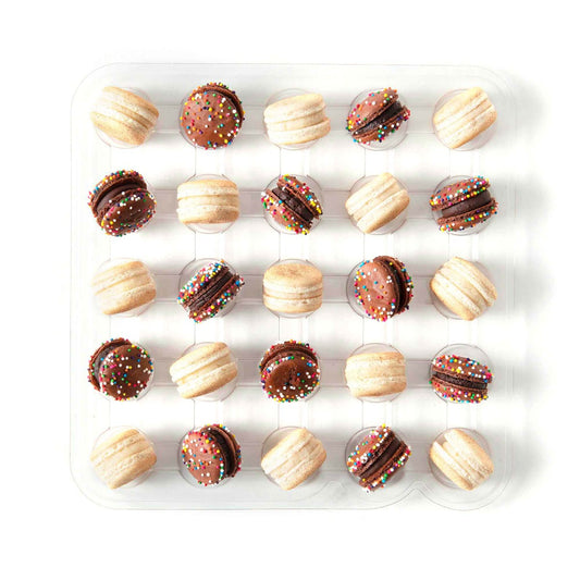 Black & White Macarons 25-Pack