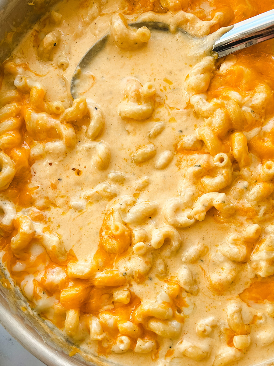 Garlicky Party Macaroni & Cheese